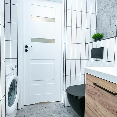 Zelazna 58 62 - Better Βαρσοβία