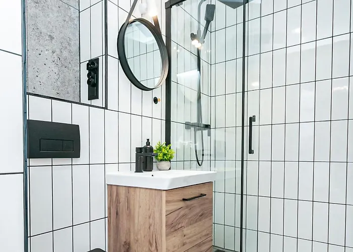 Zelazna 58 62 - Better وارسو