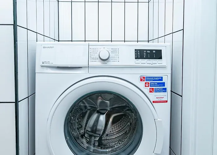 Zelazna 58 62 - Better وارسو