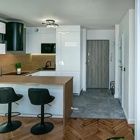 Zelazna 58 62 - Better * Warschau